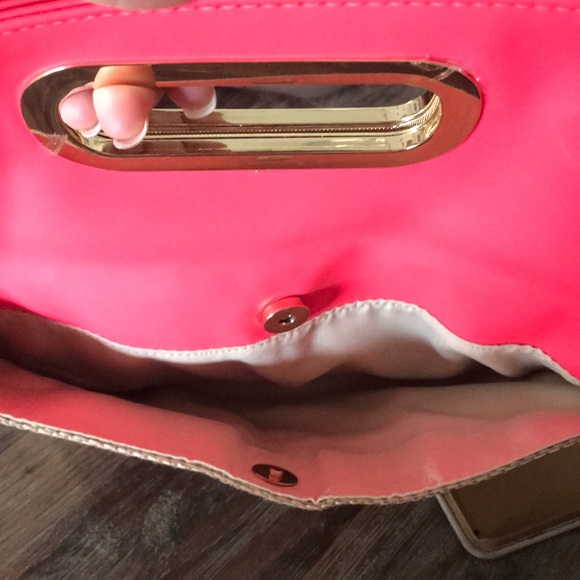 Hot pink and tan clutch - Picture 3 of 3